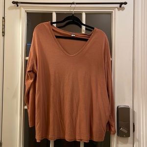 Size L maternity/nursing long sleeve shirt